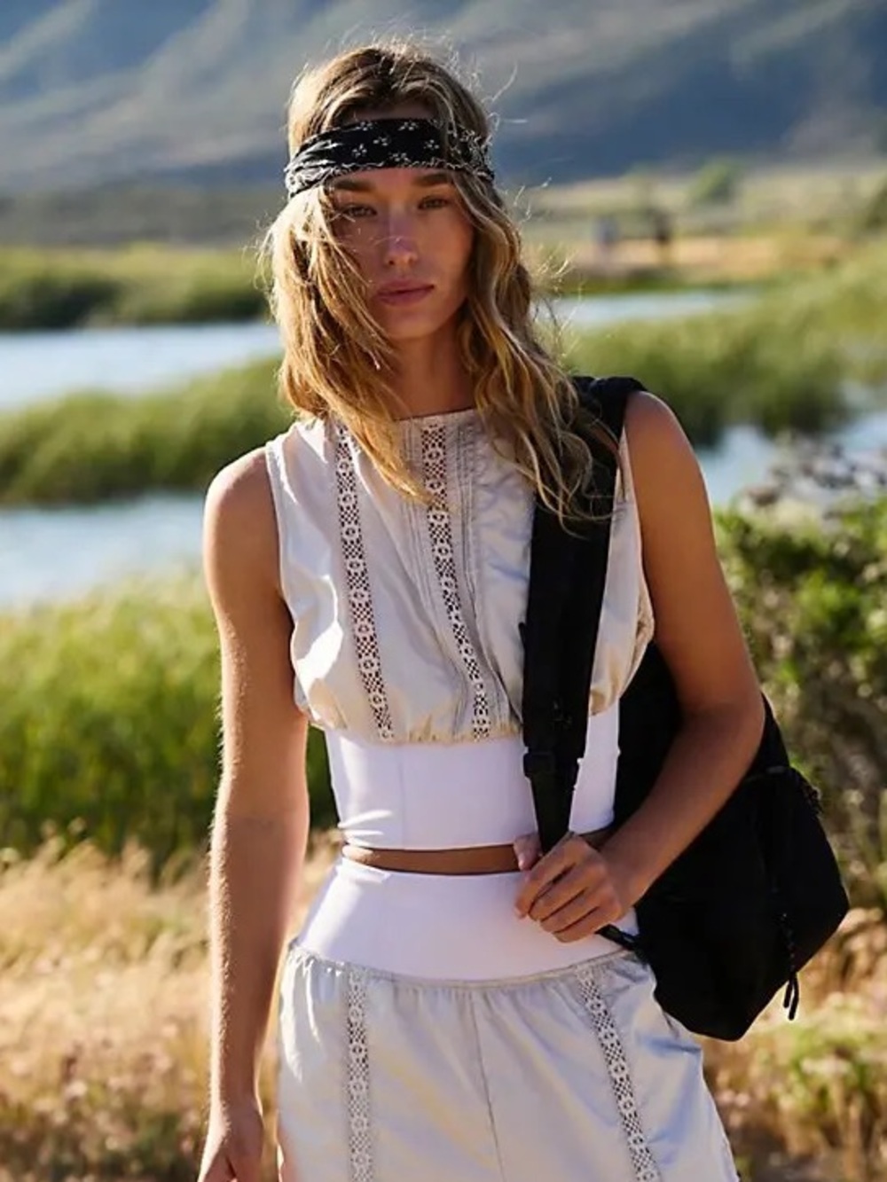 Free People Oh Hey Applique
Crop In Tofu/Lavender Combo